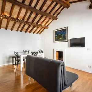 Apartamento Pavone Centre Romantic, Roma