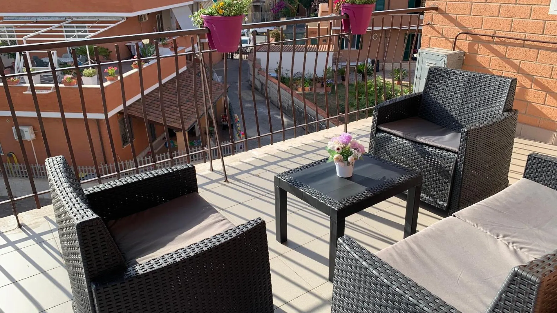La Casa Di Mimmo Con Parcheggio Privato Incluso Apartment Rome